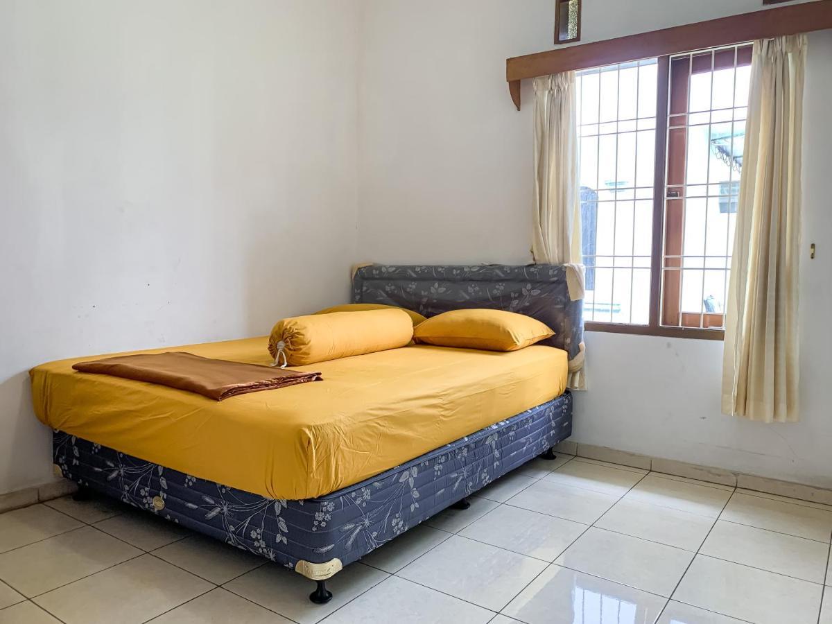 Beranda Istirahat Villa 4Br At Galaxy Resort Puncak Cikundul エクステリア 写真